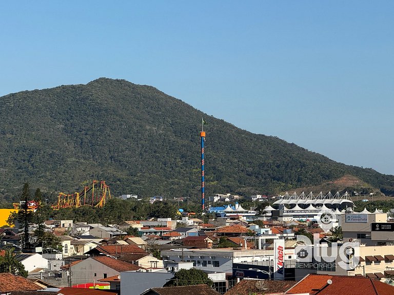 Apartamento 3 quartos perto Beto Carrero com vista mar