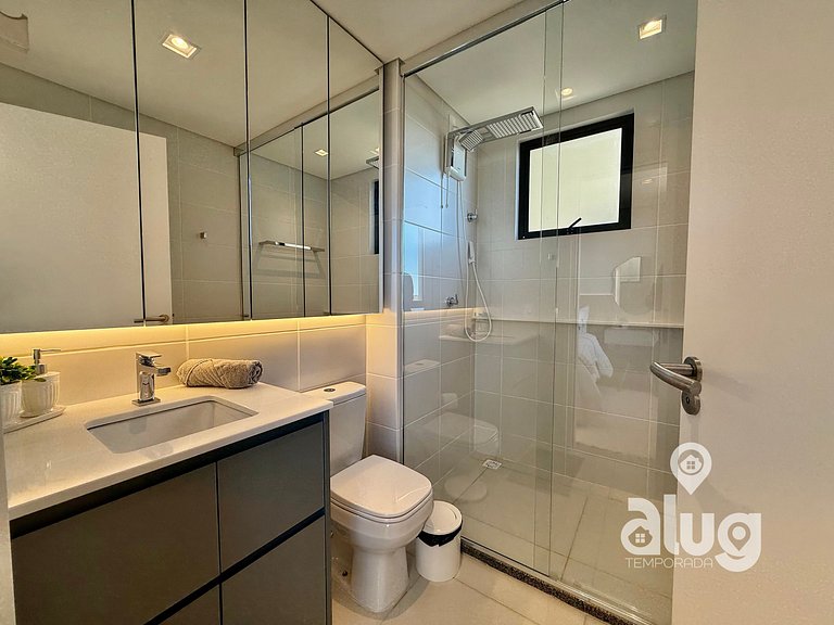 Apartamento 3 quartos perto Beto Carrero com vista mar