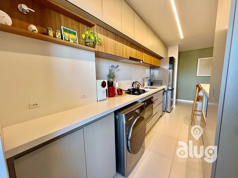 Apartamento 3 quartos perto Beto Carrero com vista mar