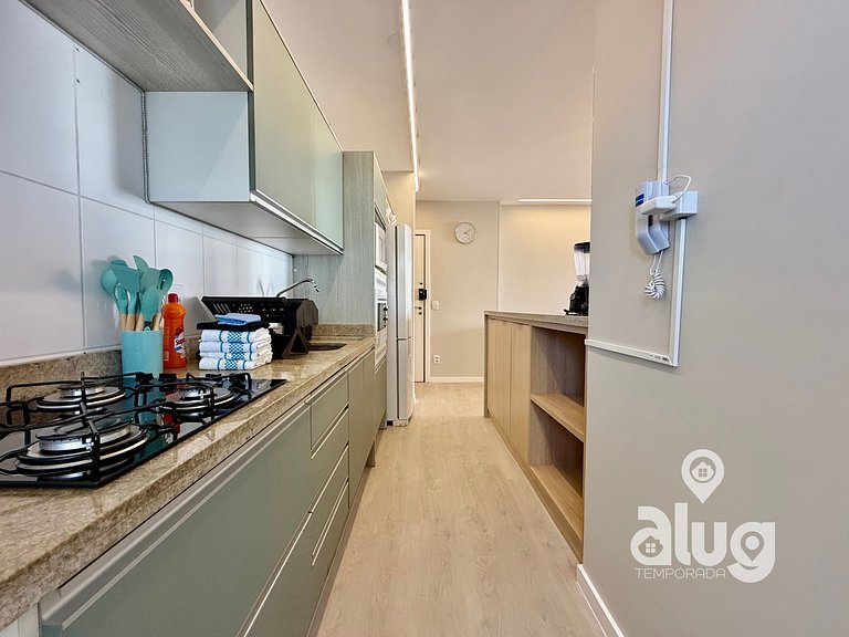 N4405 Vista Mar Piscina e Beto Carrero