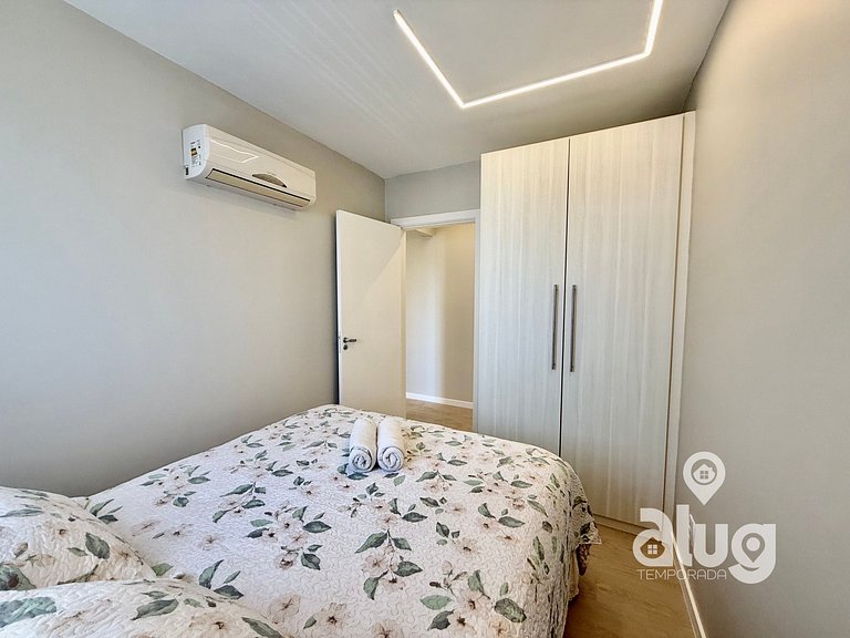 N4405 Vista Mar Piscina e Beto Carrero