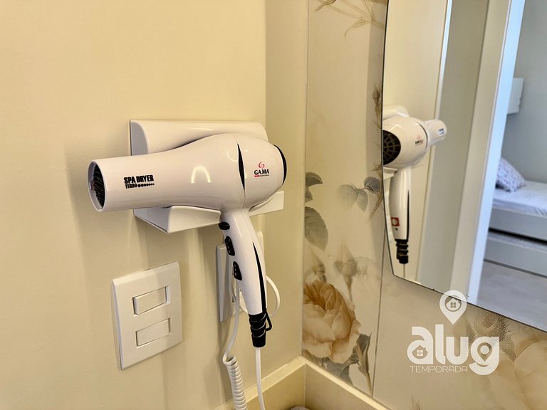 N4405 Vista Mar Piscina e Beto Carrero