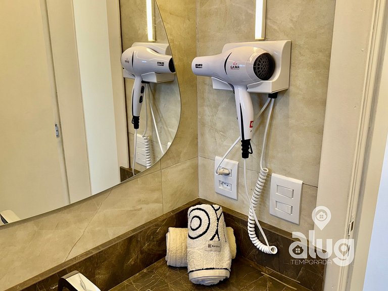 N4405 Vista Mar Piscina e Beto Carrero