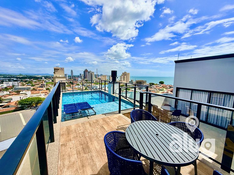 Beto Carrero | Vista Mar e Piscina Rooftop Safira