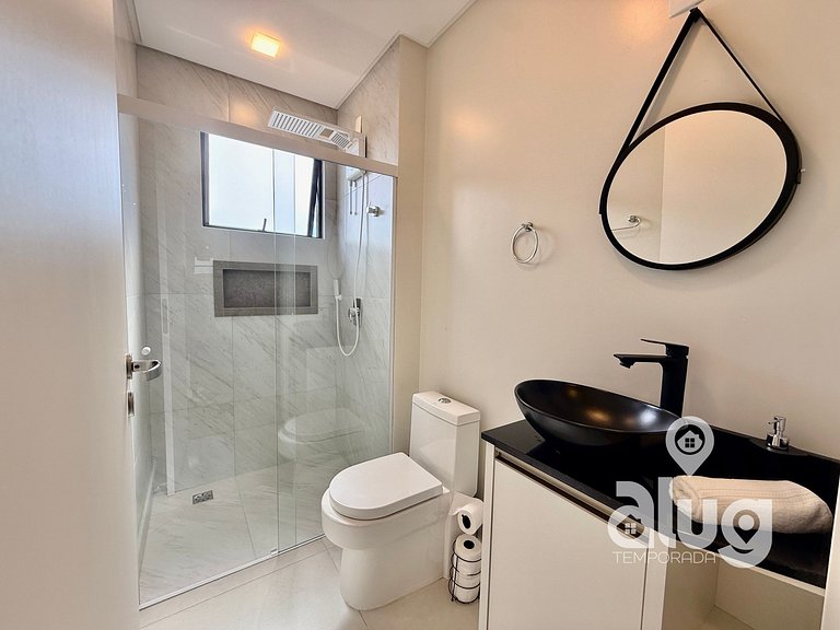 Beto Carrero | Vista Mar e Piscina Rooftop Safira