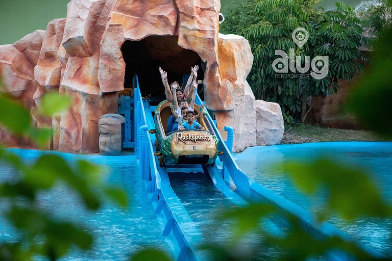 Beto Carrero | Vista Mar e Piscina Rooftop Safira