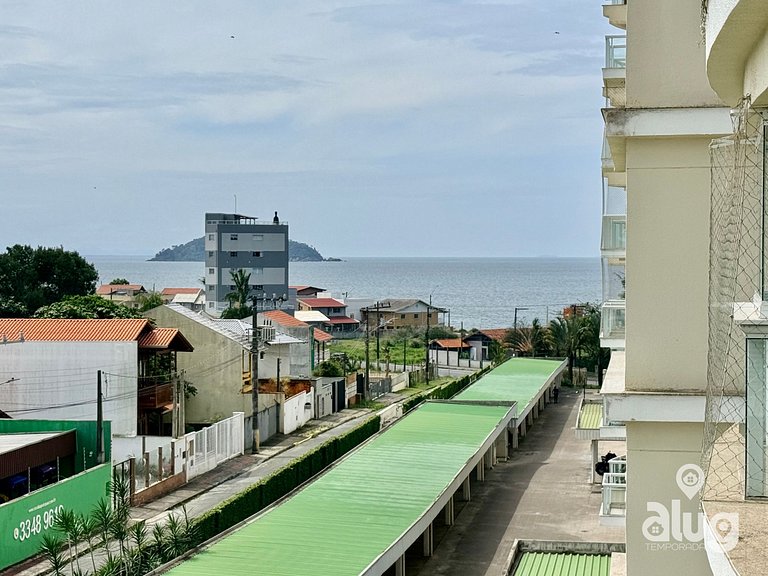 Apto 3 Quartos em Home Club com telas de Proteção